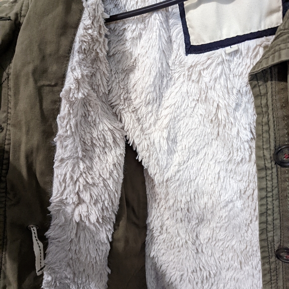 Abercrombie Army Green Coat - Picture 5 of 5